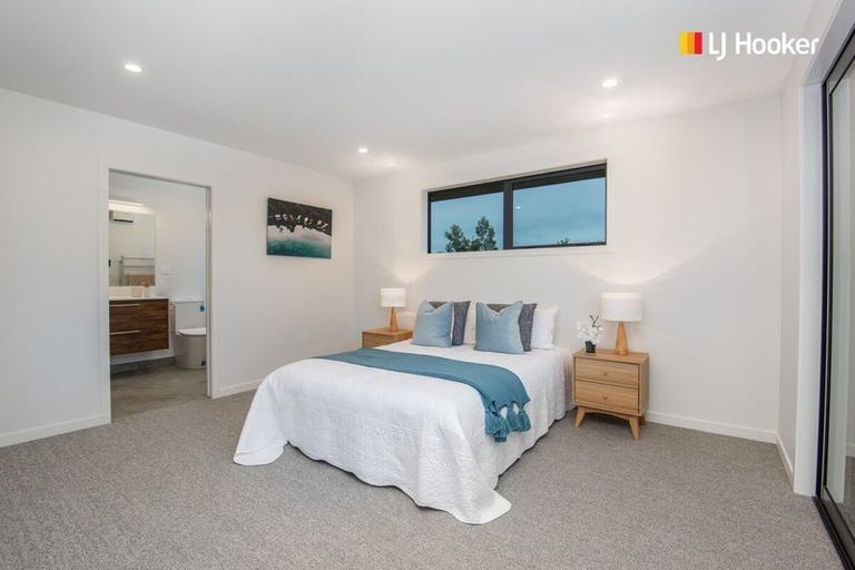 Photo of property in 44 Constitution Avenue, Milton, 9220