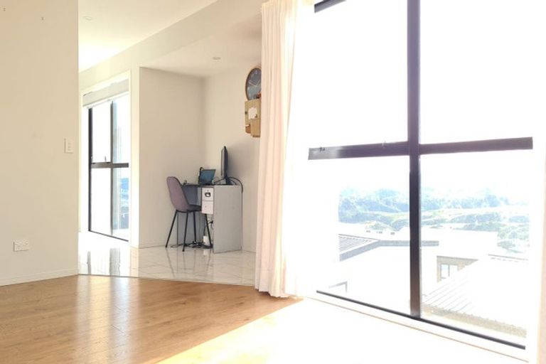 Photo of property in 67 Cedarwood Street, Woodridge, Wellington, 6037