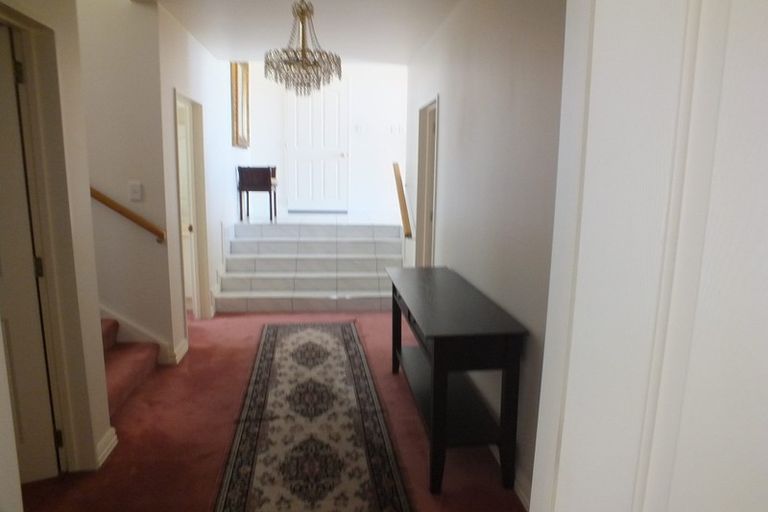 Photo of property in 9 Harry Ell Drive, Cashmere, Christchurch, 8022