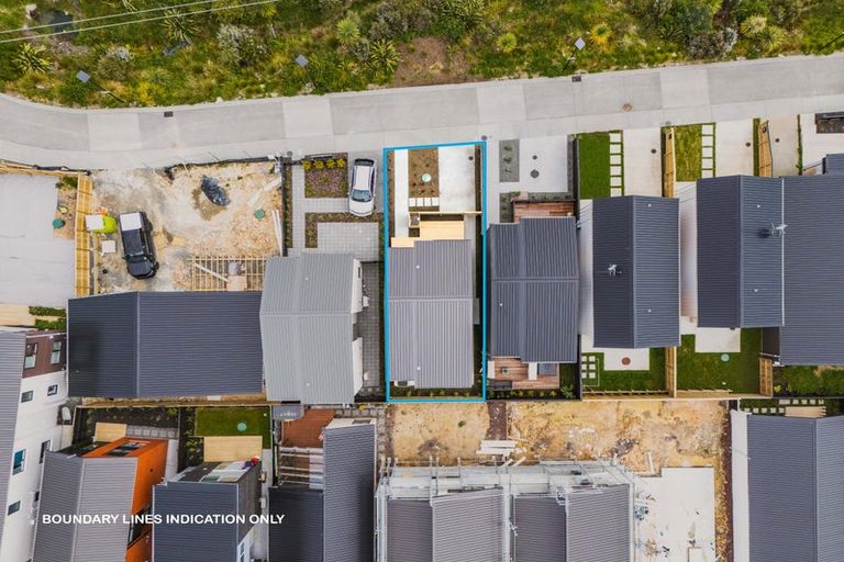 Photo of property in 10 Papai Lane, Massey, Auckland, 0614