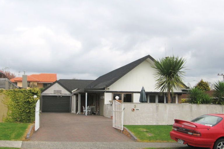 Photo of property in 3 Hinewa Road, Otumoetai, Tauranga, 3110