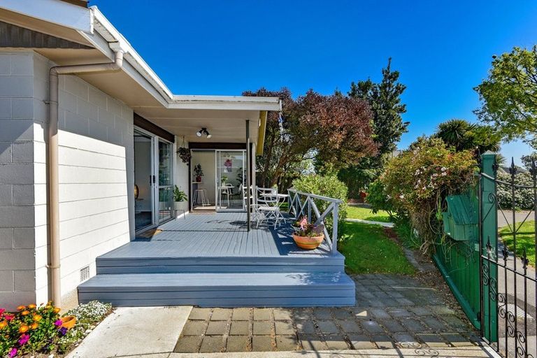 Photo of property in 30 Shetland Street, Woolston, Christchurch, 8062