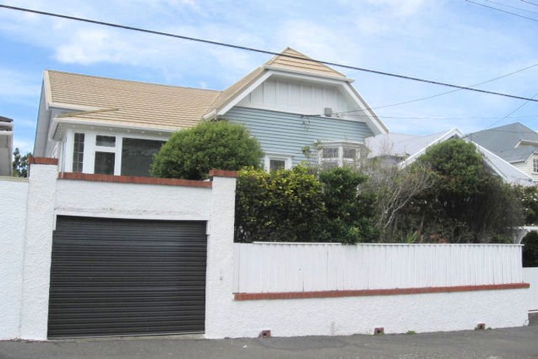 Photo of property in 57 Waipapa Road, Hataitai, Wellington, 6021