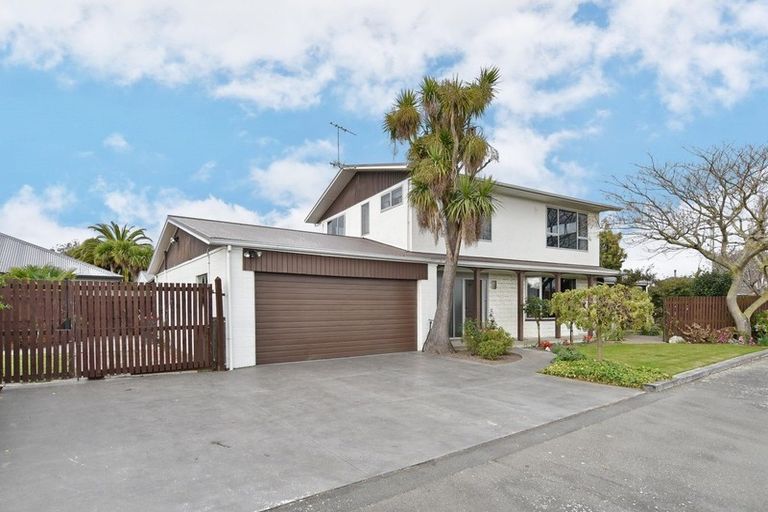 Photo of property in 85 Daniels Road, Redwood, Christchurch, 8051