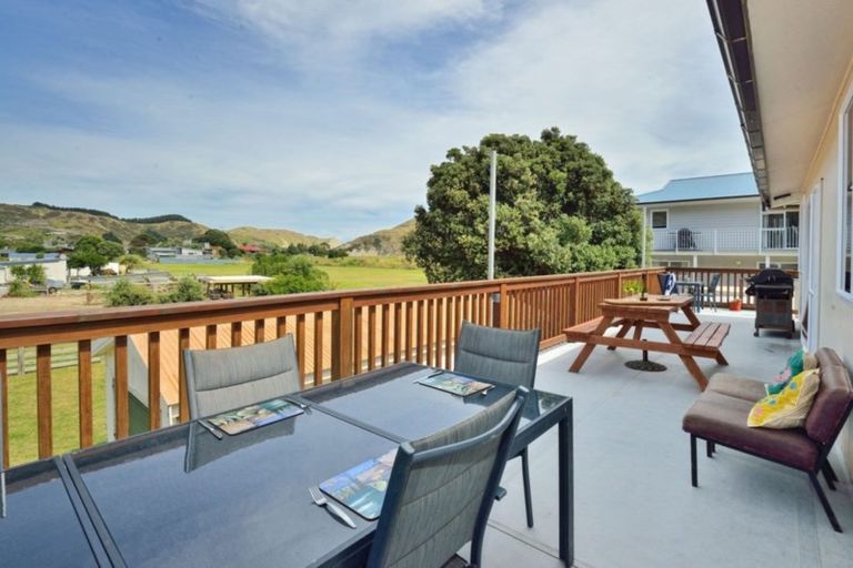 Photo of property in 88 Newcastle Street, Mahia, 4198
