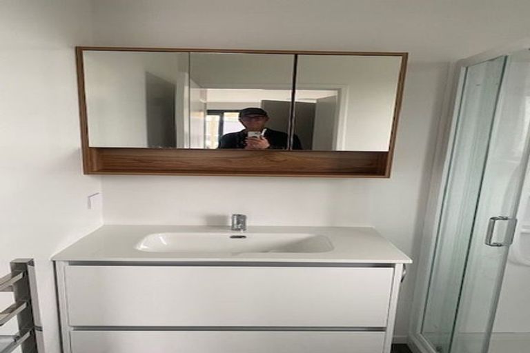 Photo of property in 1 Milla Mae Rise, Woodhill, 0110