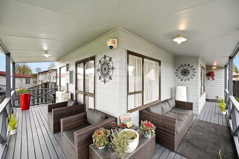 Photo of property in 25 Kentucky Crescent, Nawton, Hamilton, 3200