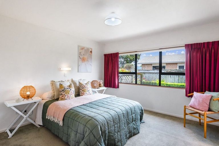 Photo of property in 7 Beachwater Grove, Paraparaumu Beach, Paraparaumu, 5032