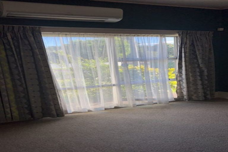 Photo of property in 68 Attwood Road, Paremoremo, Auckland, 0632