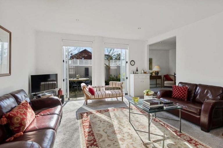 Photo of property in 6/22 Stoneyhurst Street, St Albans, Christchurch, 8014