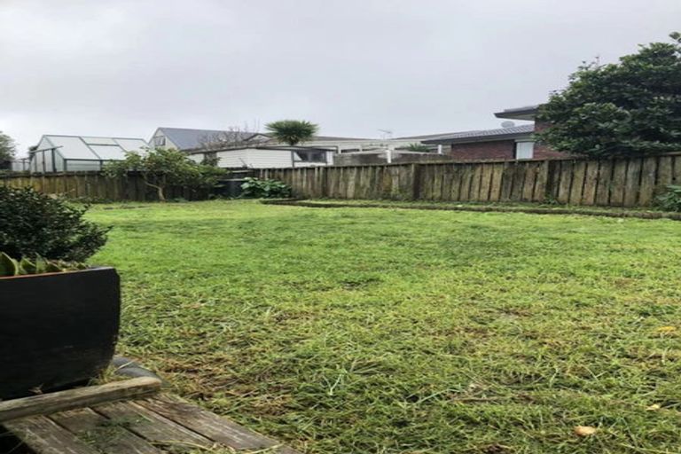 Photo of property in 6 Tokay Place, Huapai, Kumeu, 0810