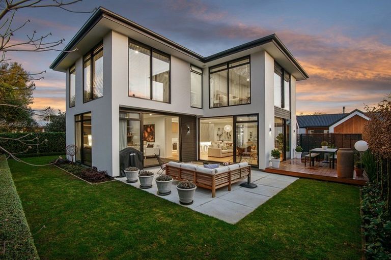 Photo of property in 7 Campana Lane, St Albans, Christchurch, 8052