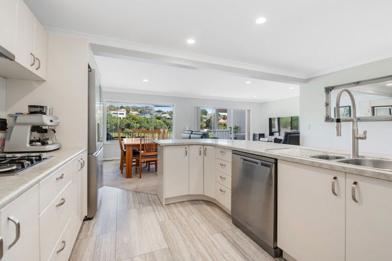 Photo of property in 26 Greenway Rise, Gulf Harbour, Whangaparaoa, 0930