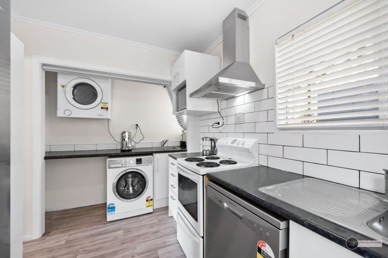 Photo of property in 99a Bird Grove, Stokes Valley, Lower Hutt, 5019