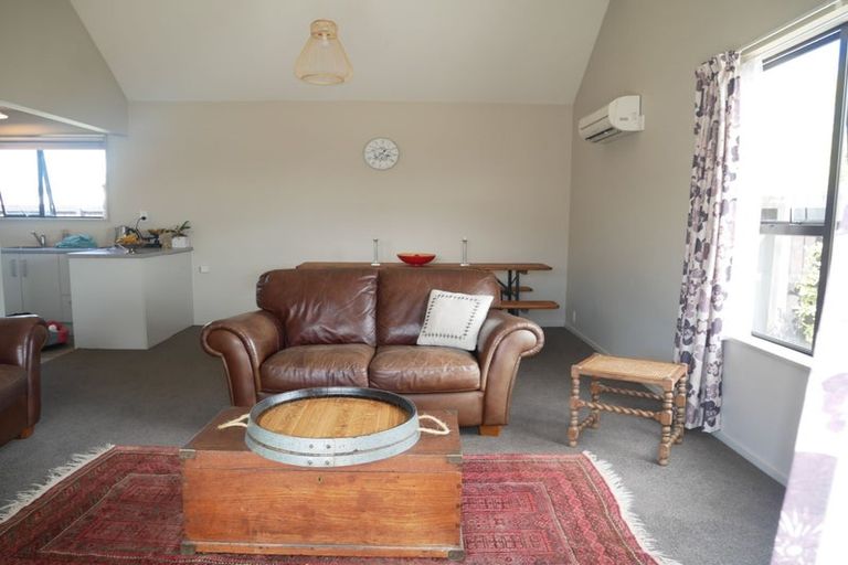 Photo of property in 60d Mcfaddens Road, St Albans, Christchurch, 8052