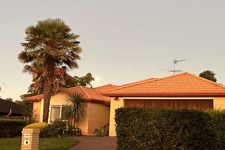 Photo of property in 14 Lucas Way, Albany, Auckland, 0632