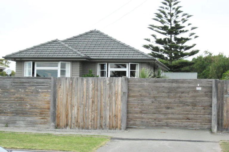 Photo of property in 7 Jellicoe Street, South New Brighton, Christchurch, 8062