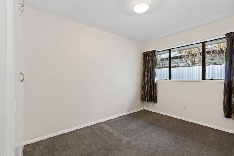 Photo of property in 2/373 Hereford Street, Linwood, Christchurch, 8011