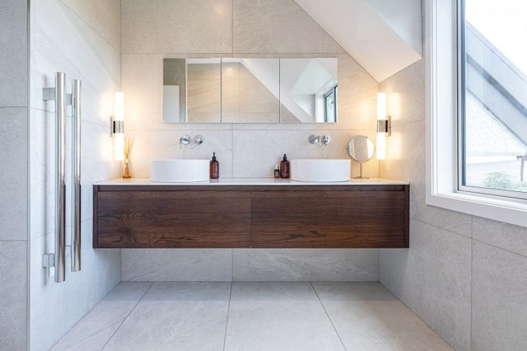 Photo of property in 13 Merlin Street, Roslyn, Dunedin, 9010