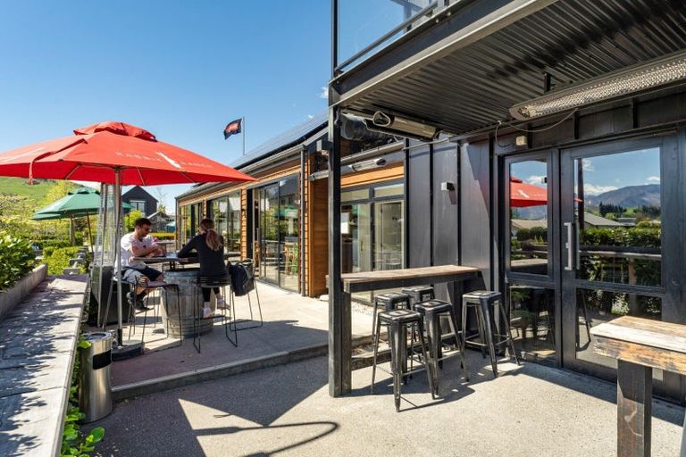 Photo of property in 1 Onslow Road, Lake Hayes, Queenstown, 9304