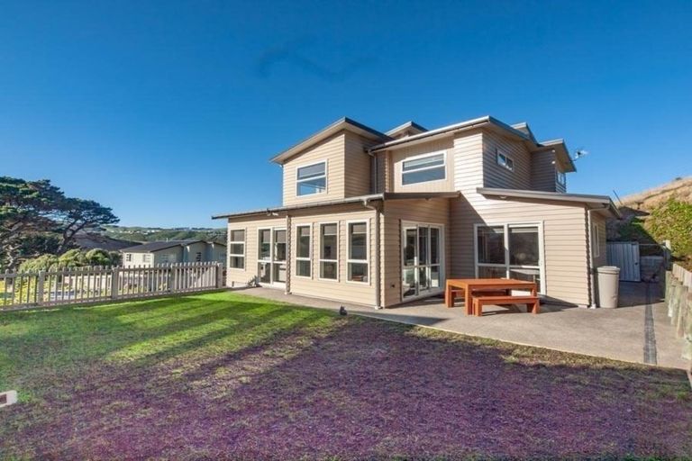 Photo of property in 23 Melksham Drive, Churton Park, Wellington, 6037
