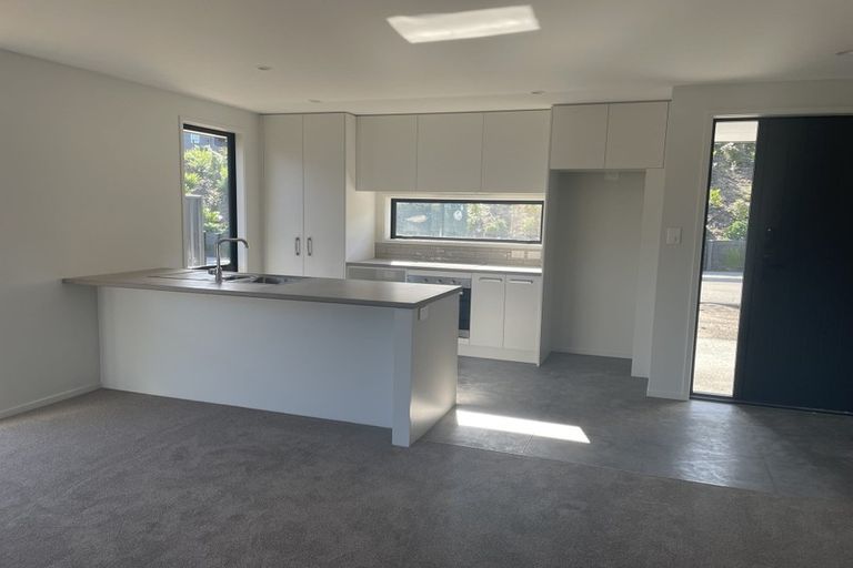 Photo of property in 16 Kauri Lane, Omokoroa, 3114