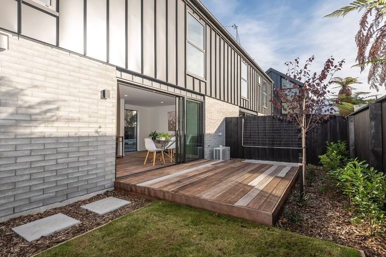 Photo of property in 4/77 Deans Avenue, Riccarton, Christchurch, 8011