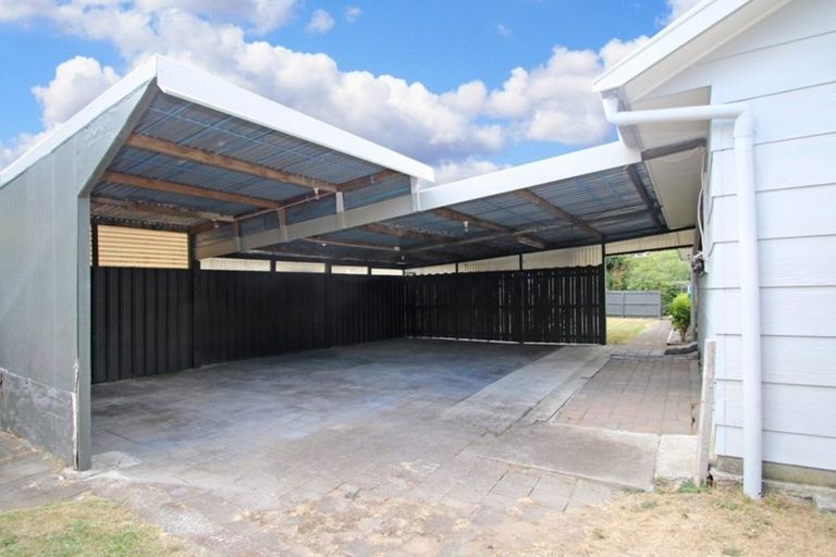 Photo of property in 42 Hibiscus Avenue, Hamilton Lake, Hamilton, 3204