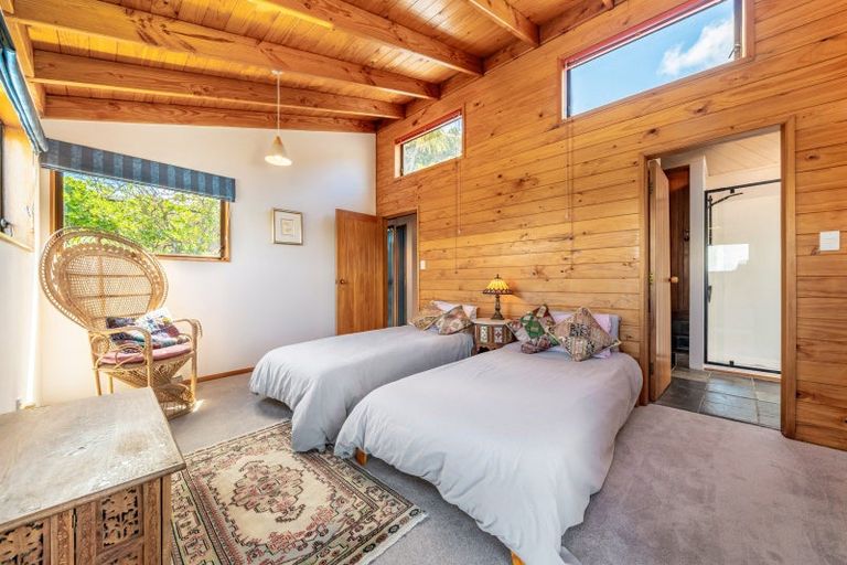 Photo of property in 99 Motuhara Road, Plimmerton, Porirua, 5026