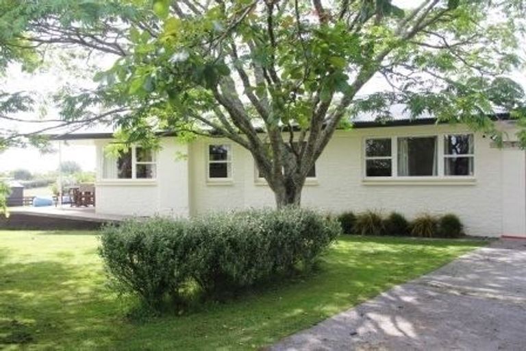 Photo of property in 77 Lewis Road, Karaka, Papakura, 2580