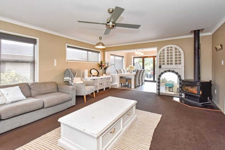 Photo of property in 29 Rushgreen Avenue, Pahurehure, Papakura, 2113