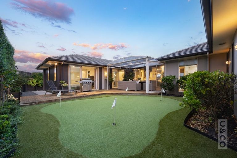 Photo of property in 11 Canoe Lane, Riverhead, 0820