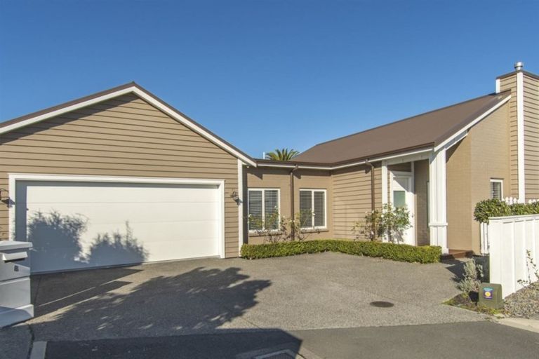 Photo of property in 8 Pebble Beach Way, Papamoa Beach, Papamoa, 3118