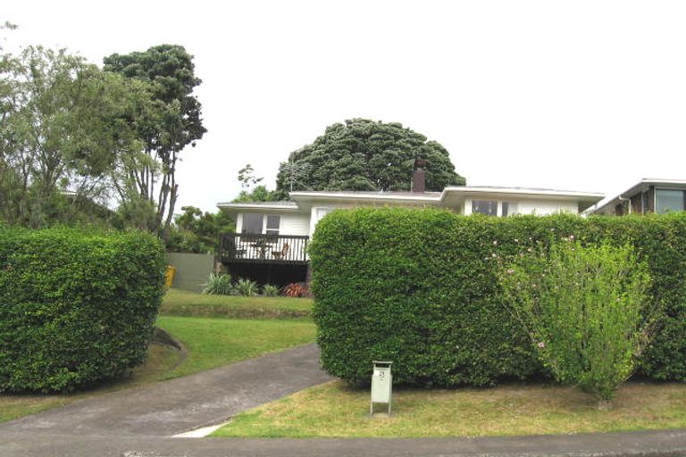 Photo of property in 5 Wylie Avenue, Sunnynook, Auckland, 0620