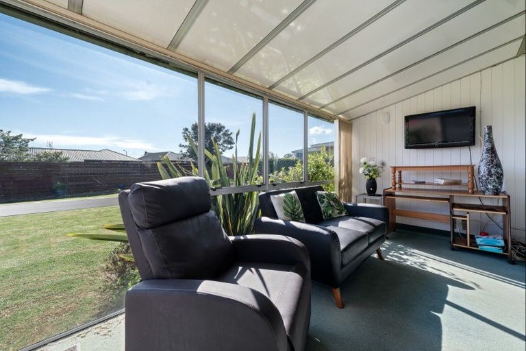 Photo of property in 19 Bronte Place, Whalers Gate, New Plymouth, 4310