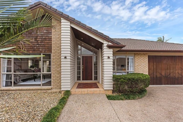 Photo of property in 125 Wayne Francis Drive, Flat Bush, Auckland, 2016