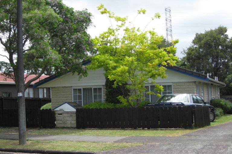 Photo of property in 191 Walter Strevens Drive, Conifer Grove, Takanini, 2112