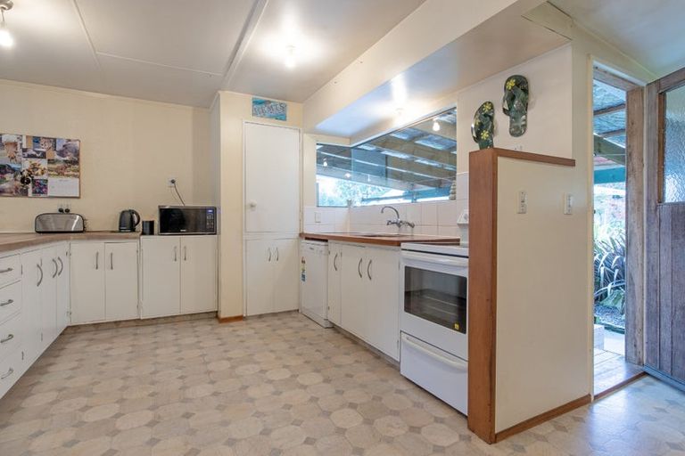 Photo of property in 20 Russell Street, Otane, 4202