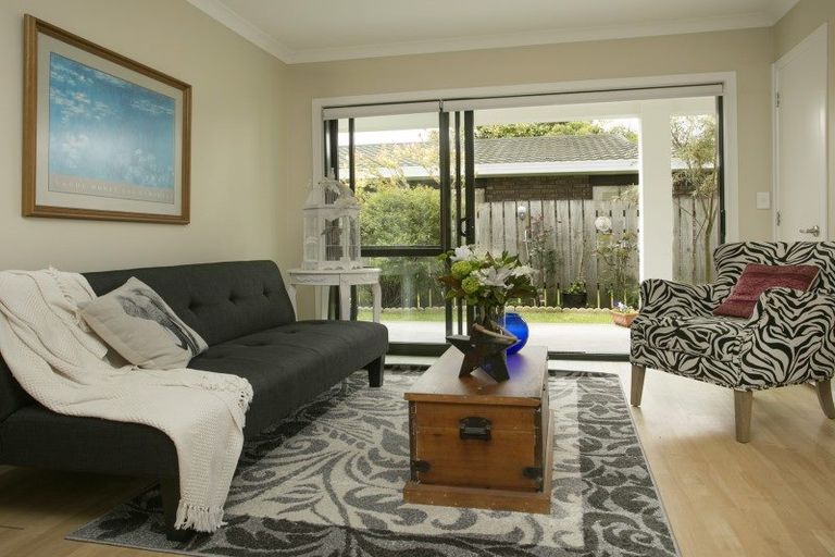 Photo of property in 2/17 Rainbow Drive, Rainbow Point, Taupo, 3330