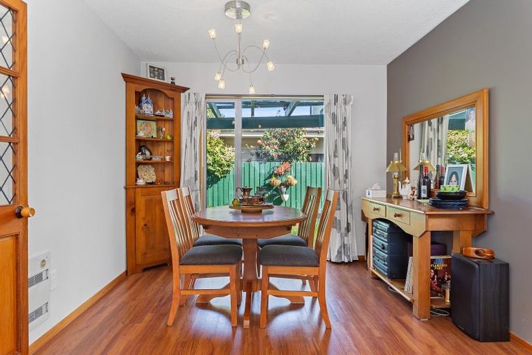 Photo of property in 1/144a Yaldhurst Road, Sockburn, Christchurch, 8042