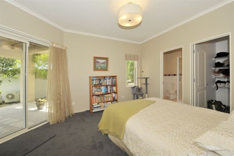 Photo of property in 64 Major Aitken Drive, Huntsbury, Christchurch, 8022