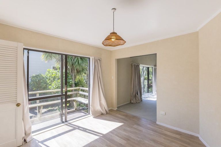 Photo of property in 102b Matatua Road, Raumati Beach, Paraparaumu, 5032