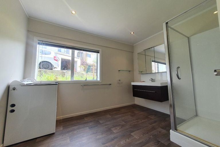 Photo of property in 1/148 Stredwick Drive, Torbay, Auckland, 0630