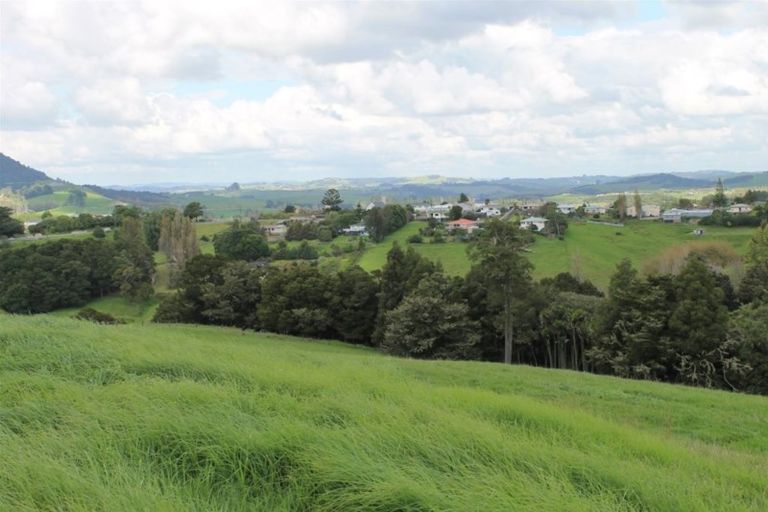 Photo of property in 16 Matai Drive, Maungaturoto, 0520