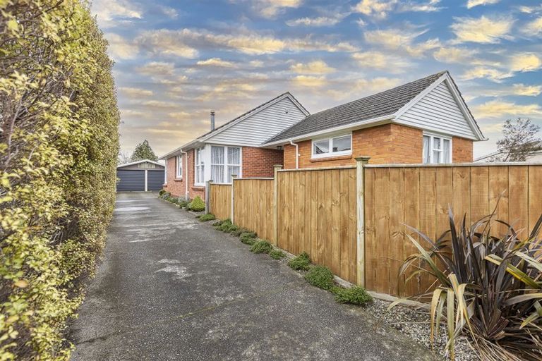 Photo of property in 17 London Terrace, Awapuni, Palmerston North, 4412