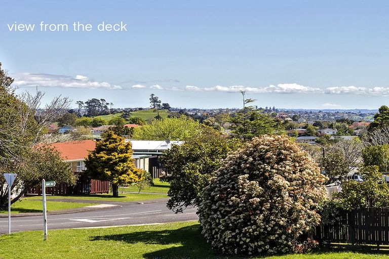 Photo of property in 70 O'halloran Road, Howick, Auckland, 2014