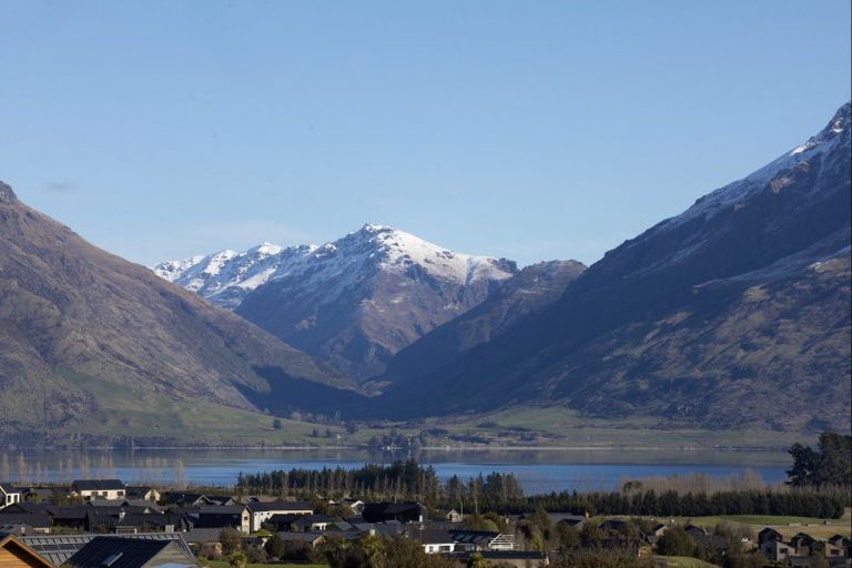 Photo of property in 42 Orford Drive, Jacks Point, Queenstown, 9371