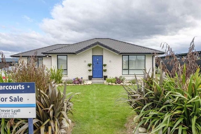 Photo of property in 15 Orbell Crescent, Te Anau, 9679
