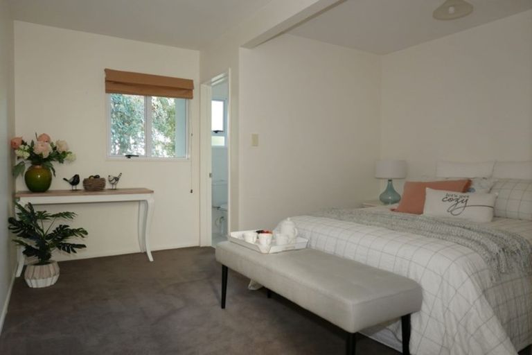 Photo of property in 104 Cannon Hill Crescent, Mount Pleasant, Christchurch, 8081