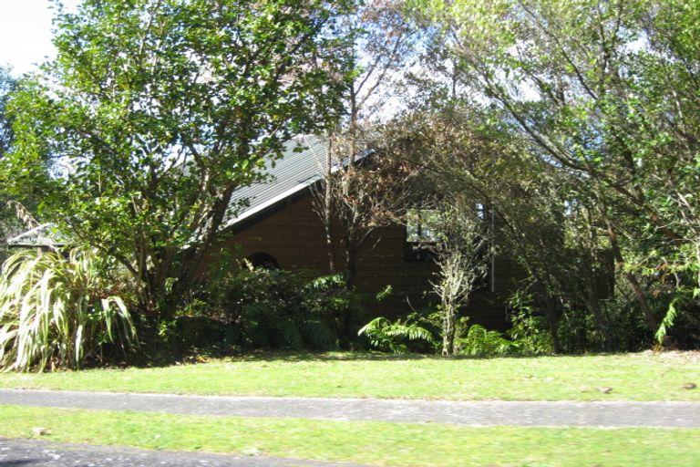 Photo of property in 69 Hauraki Terrace, Pukawa Bay, Turangi, 3381